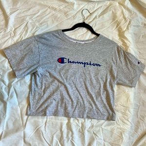 Cropped Champion Tee